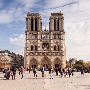 Appartement Studio Calme Et éclairé Proche De Nation A